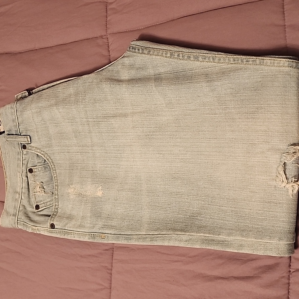 Jeans - Picture 2 of 4